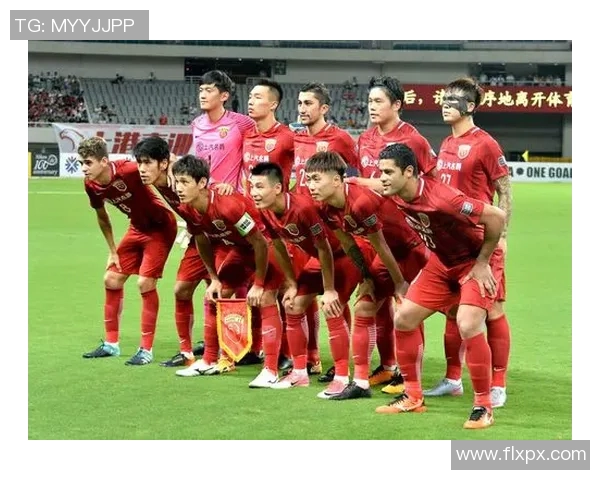 上海上港全北现代亚冠对决展现中韩足球实力巅峰之战